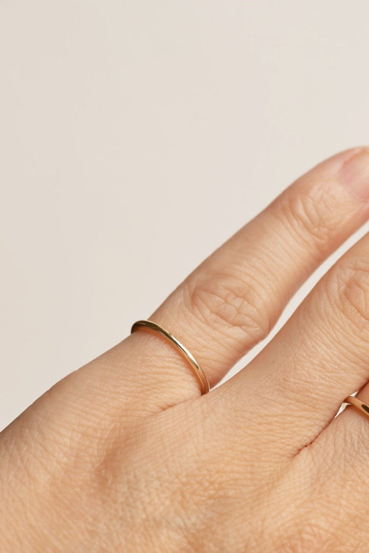 Super Fine Round Gold Band