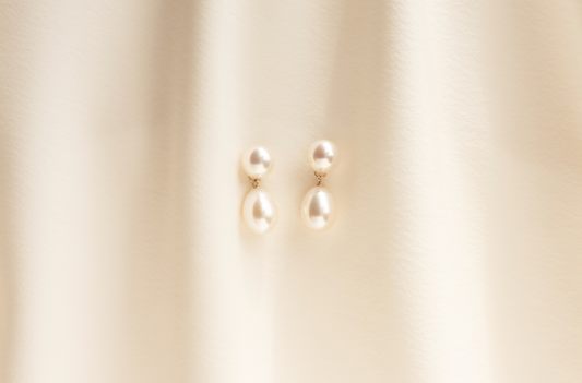 Bouton Larme Pearl Earrings