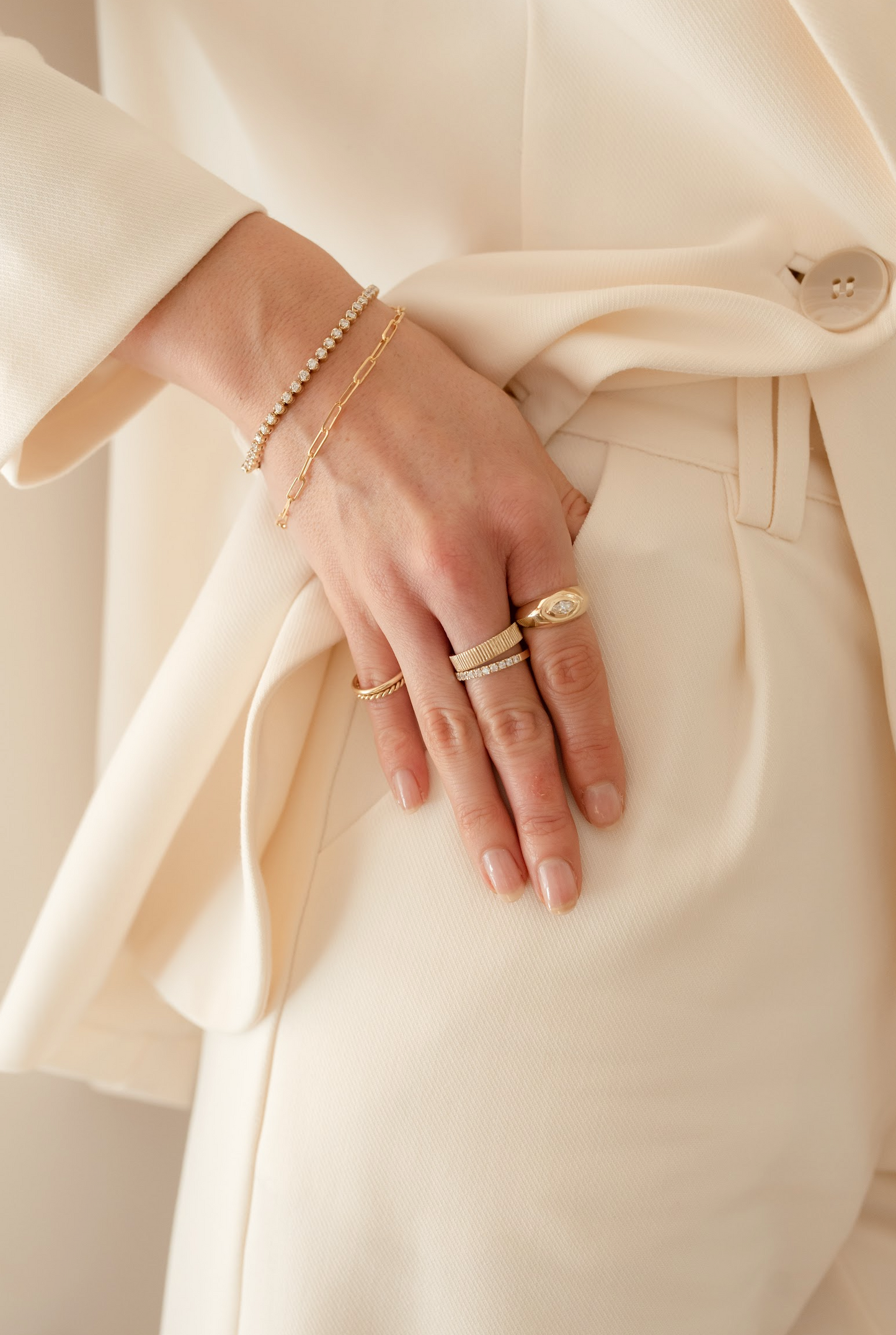 Soleil Signet Ring