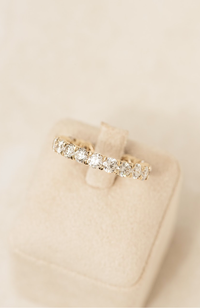XO Milieu Diamond Ring