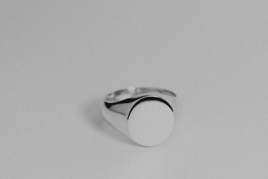 Grande Circle Signet