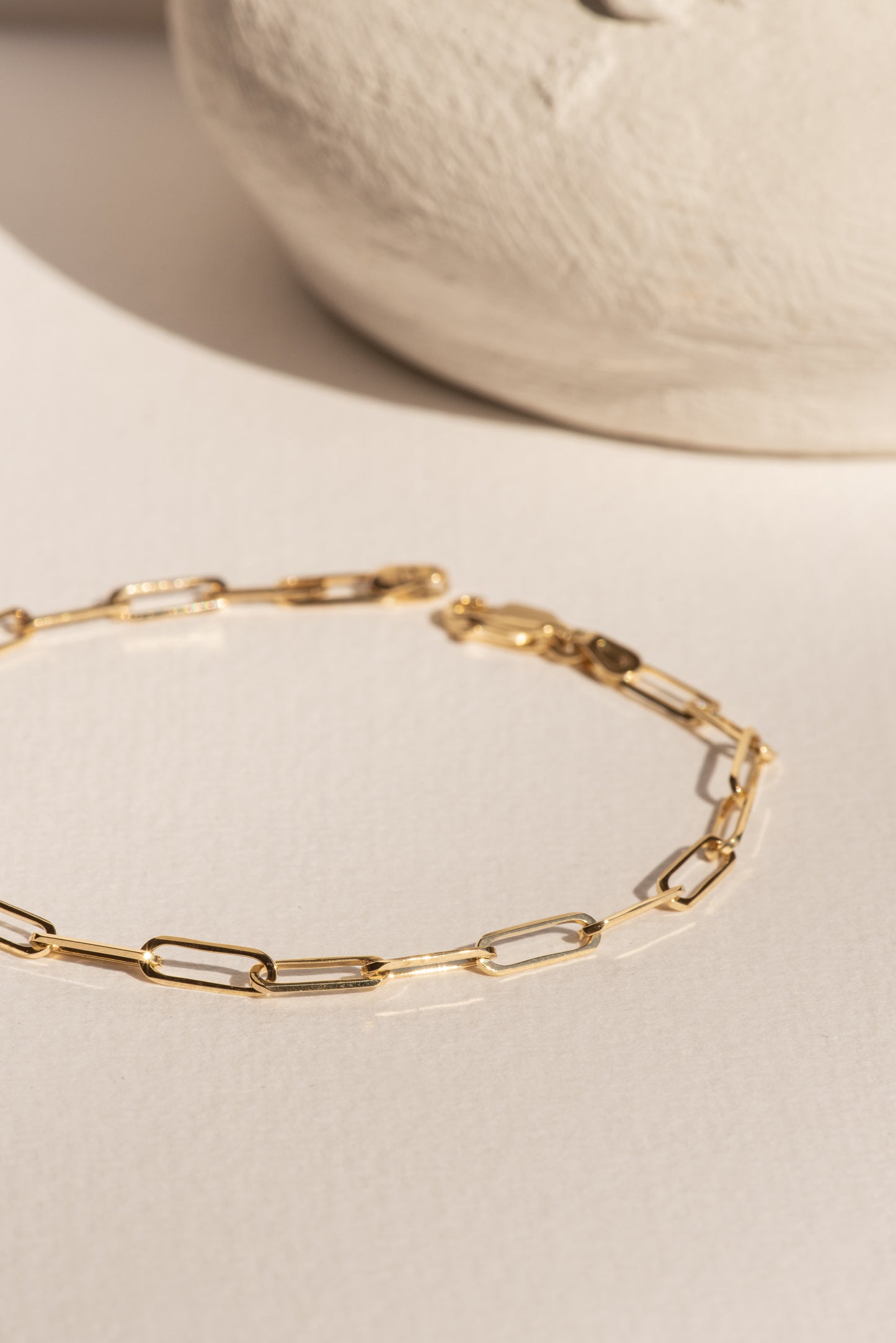 Milieu Barre Link Knife Edge Bracelet