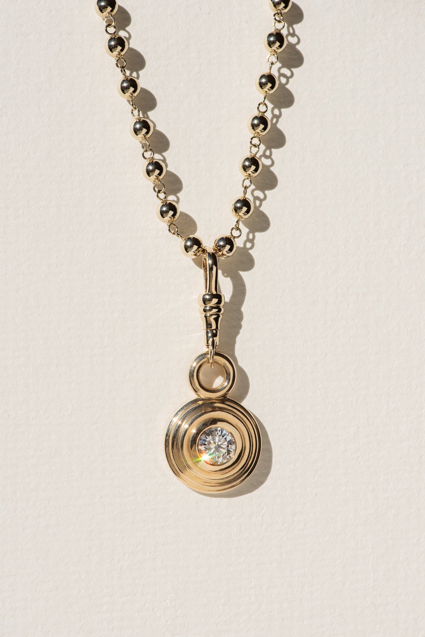 Niveaux Round Diamond Pendant - Swivel Clasp