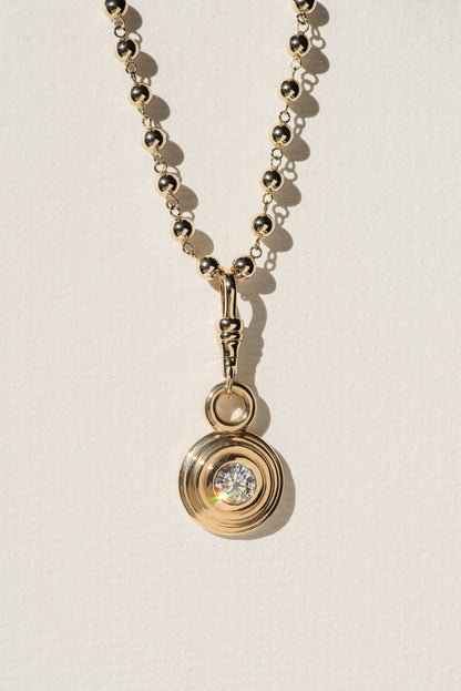 Niveaux Round Diamond Pendant - Swivel Clasp