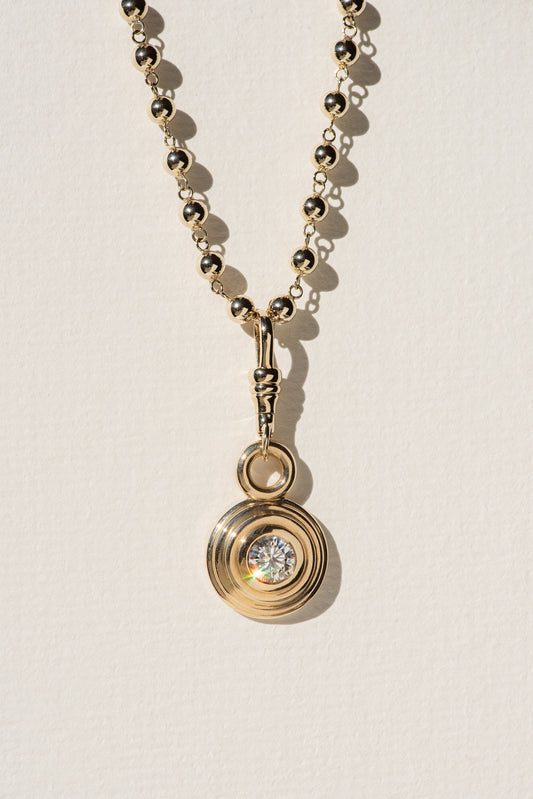 Niveaux Round Diamond Pendant - Swivel Clasp