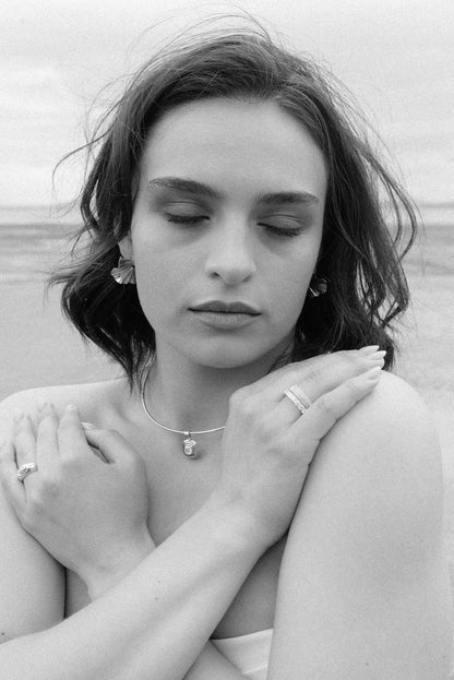 Lumière Milieu Cuff Earrings