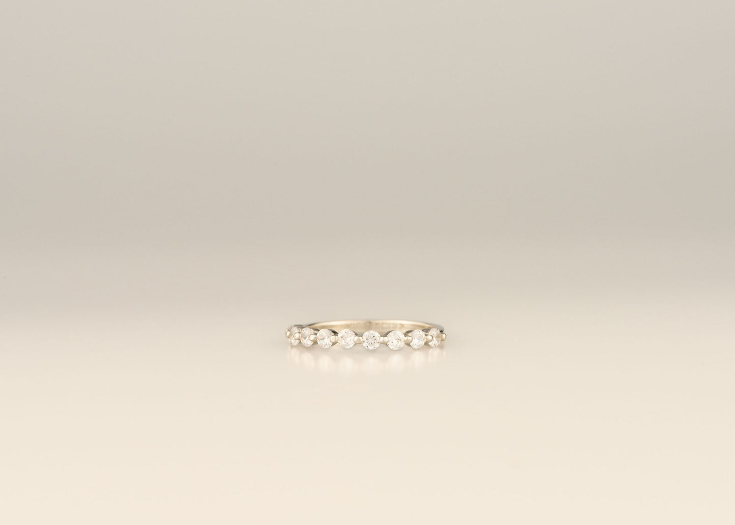 Vedette Diamond Ring