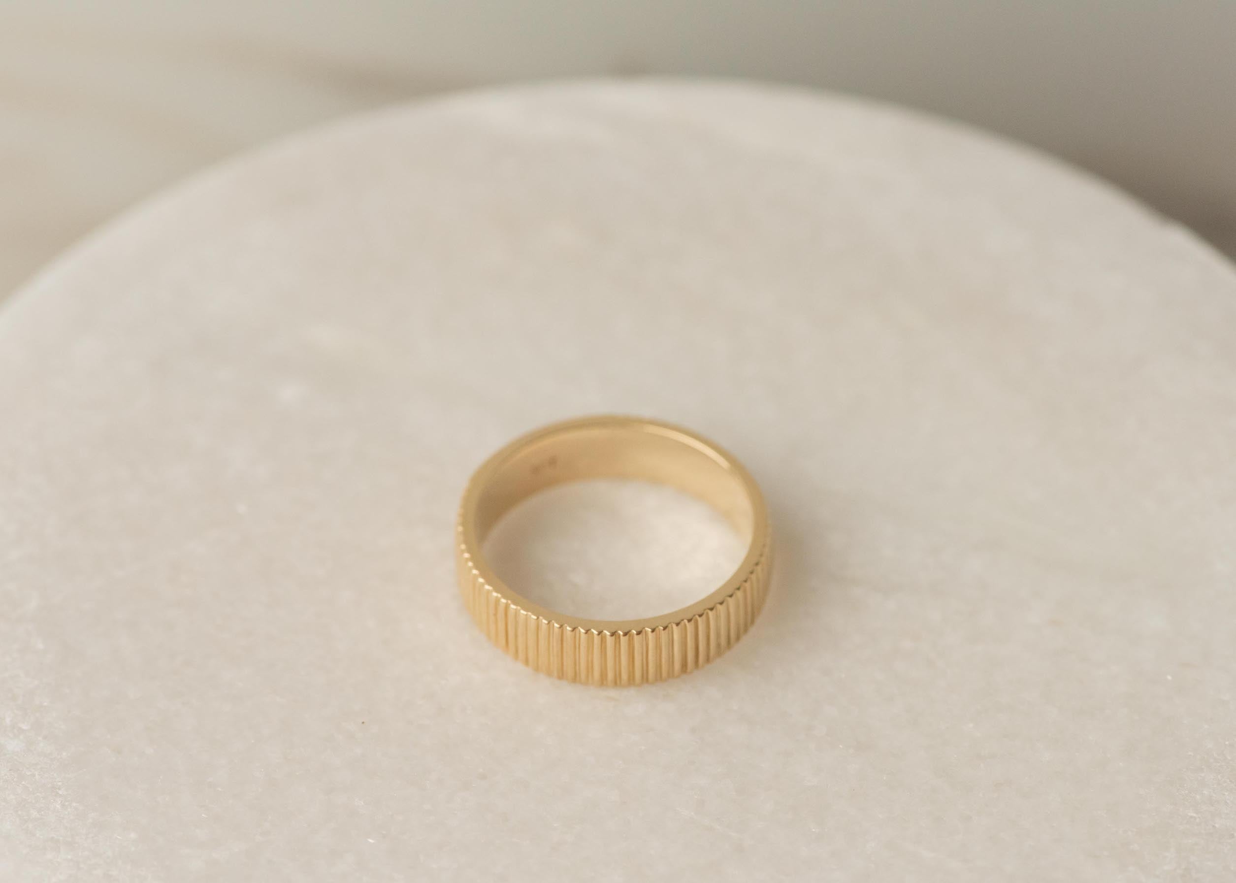 Dean & Dust Jewellery Store - Whangarei - Northland - Jewellery Design - Bespoke Design - Fluted Wide Band