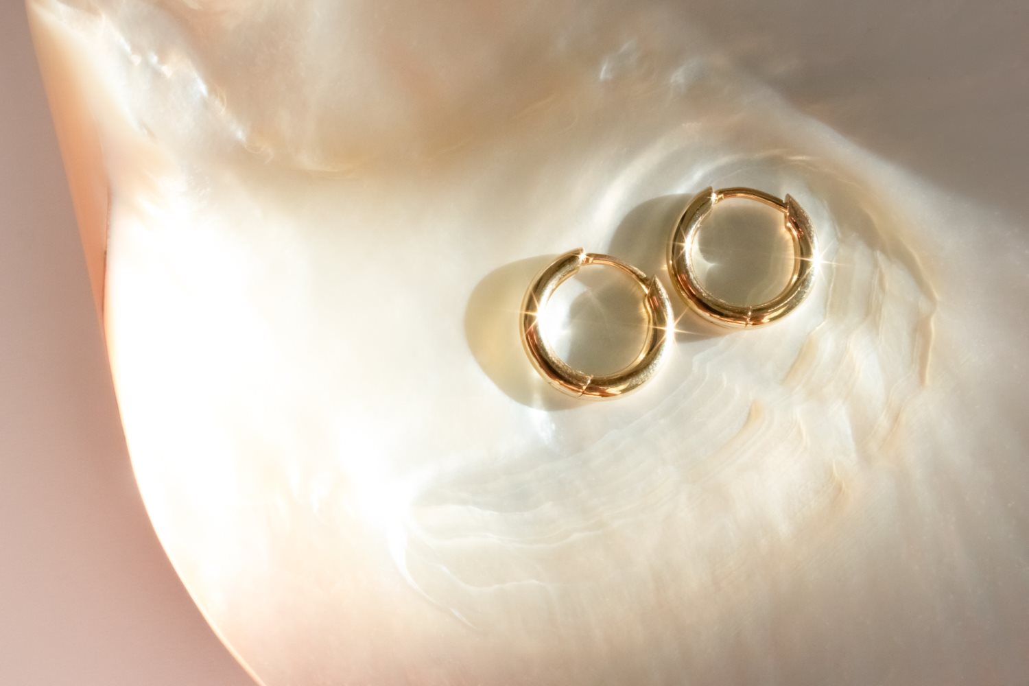 Round Profile Huggie Hoop