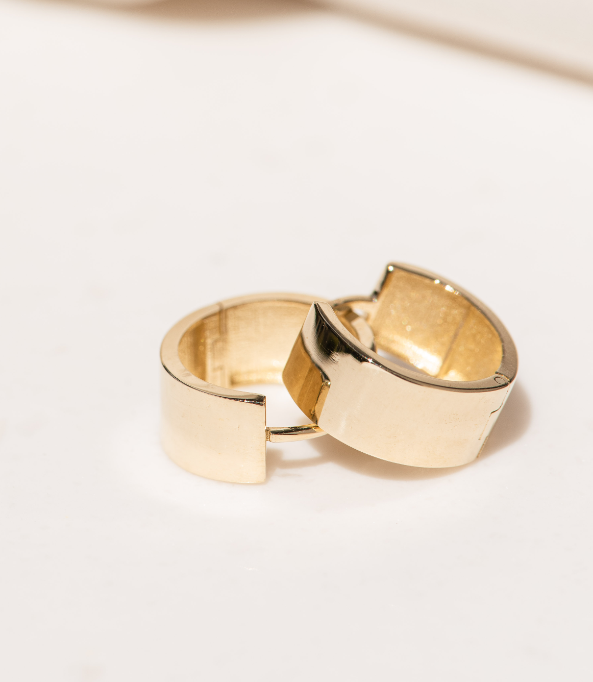 Wide Cuff Huggie