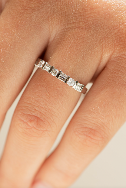 Baguette & Round Brilliant Cut Diamond Band Ring