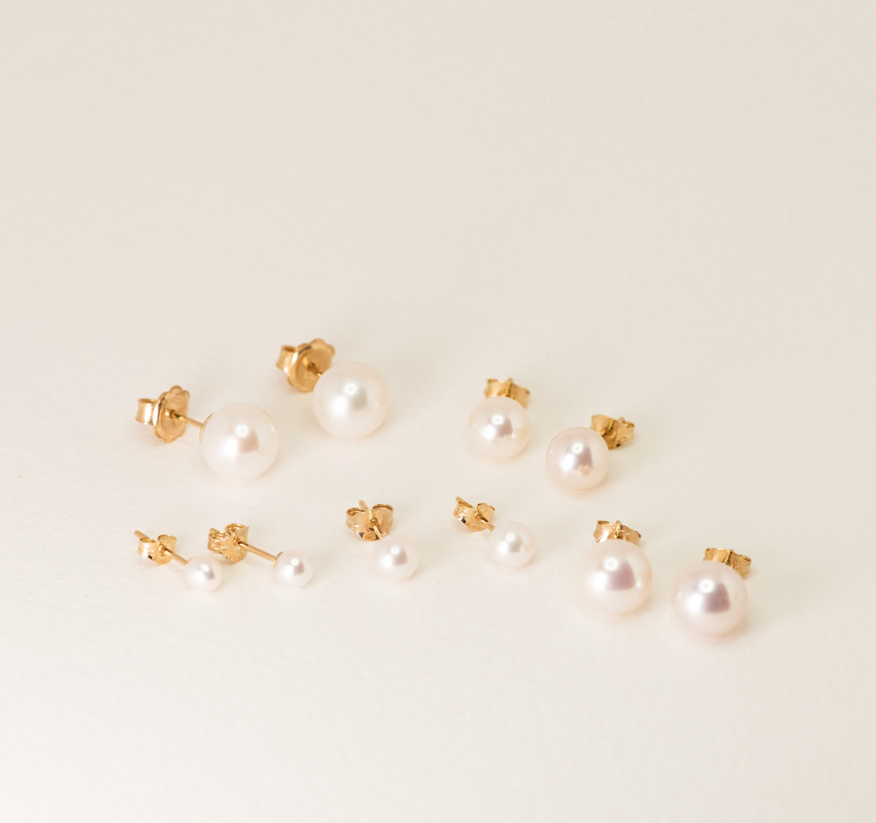 Classic Round Pearl Studs