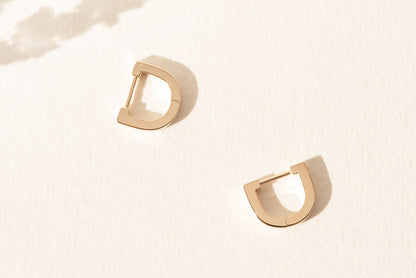 Petite D Earrings By Dean & Dust
