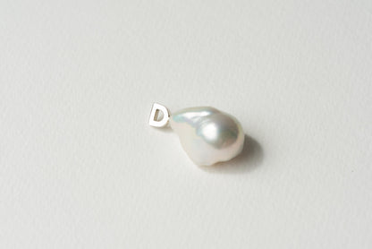 Pearl Charm - Grande By Dean & Dust