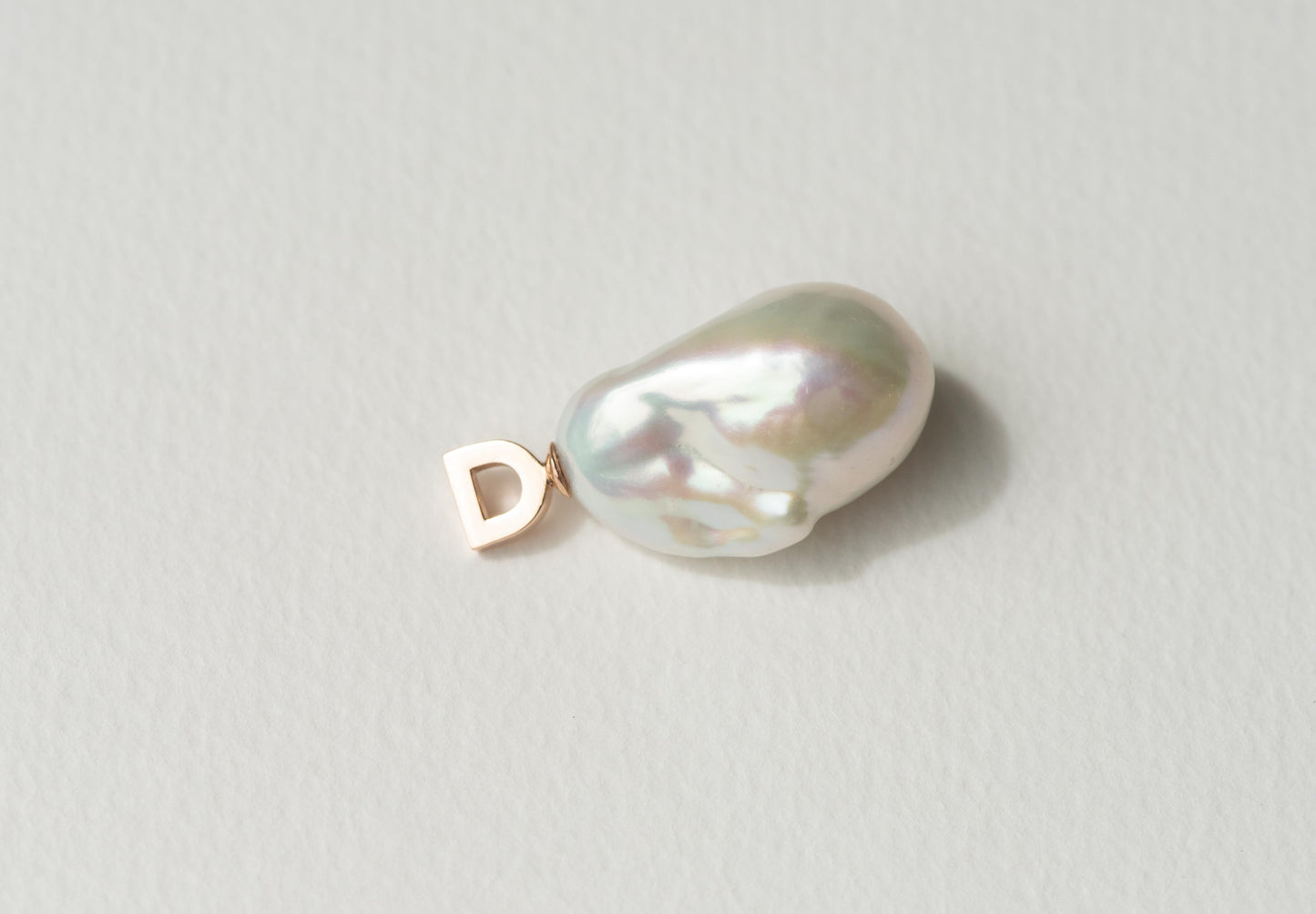 Pearl Charm - Grande By Dean & Dust