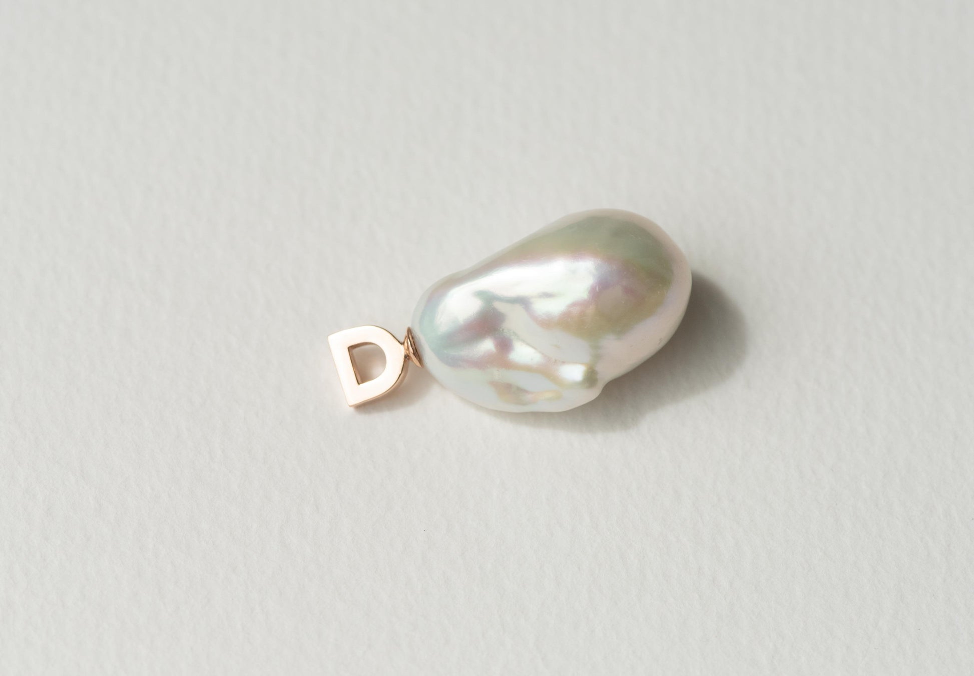 Pearl Charm - Grande By Dean & Dust