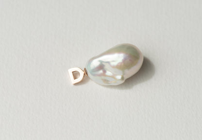 Pearl Charm - Grande By Dean & Dust